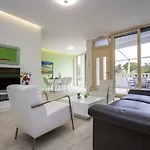 Daire Apartments Makarska Beach *
