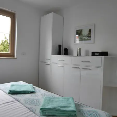 아파트 Apartments Makarska Beach *