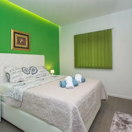 Apartments Makarska Beach Apartment Makarska