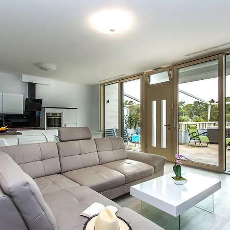 Apartment Apartments Makarska Beach *