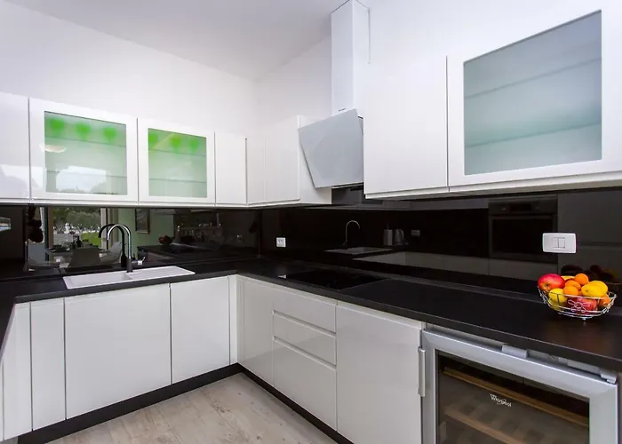 Apartment Apartments Makarska Beach *