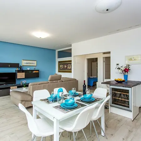 Apartments Makarska Beach アパート *